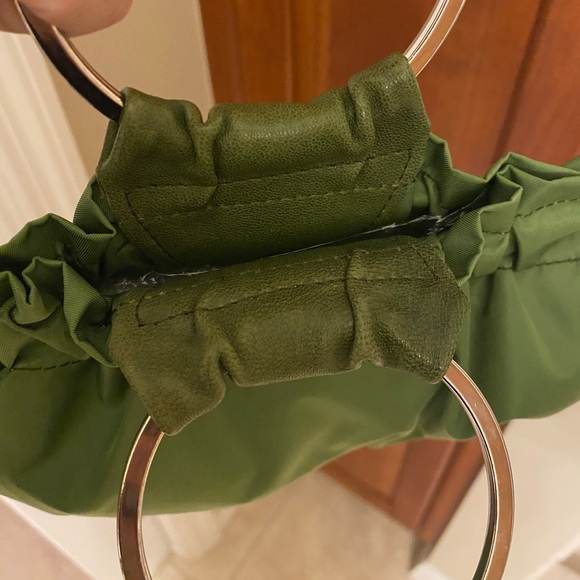 PHD Paige Hamilton Design Ring Clutch - Picture 3 of 7